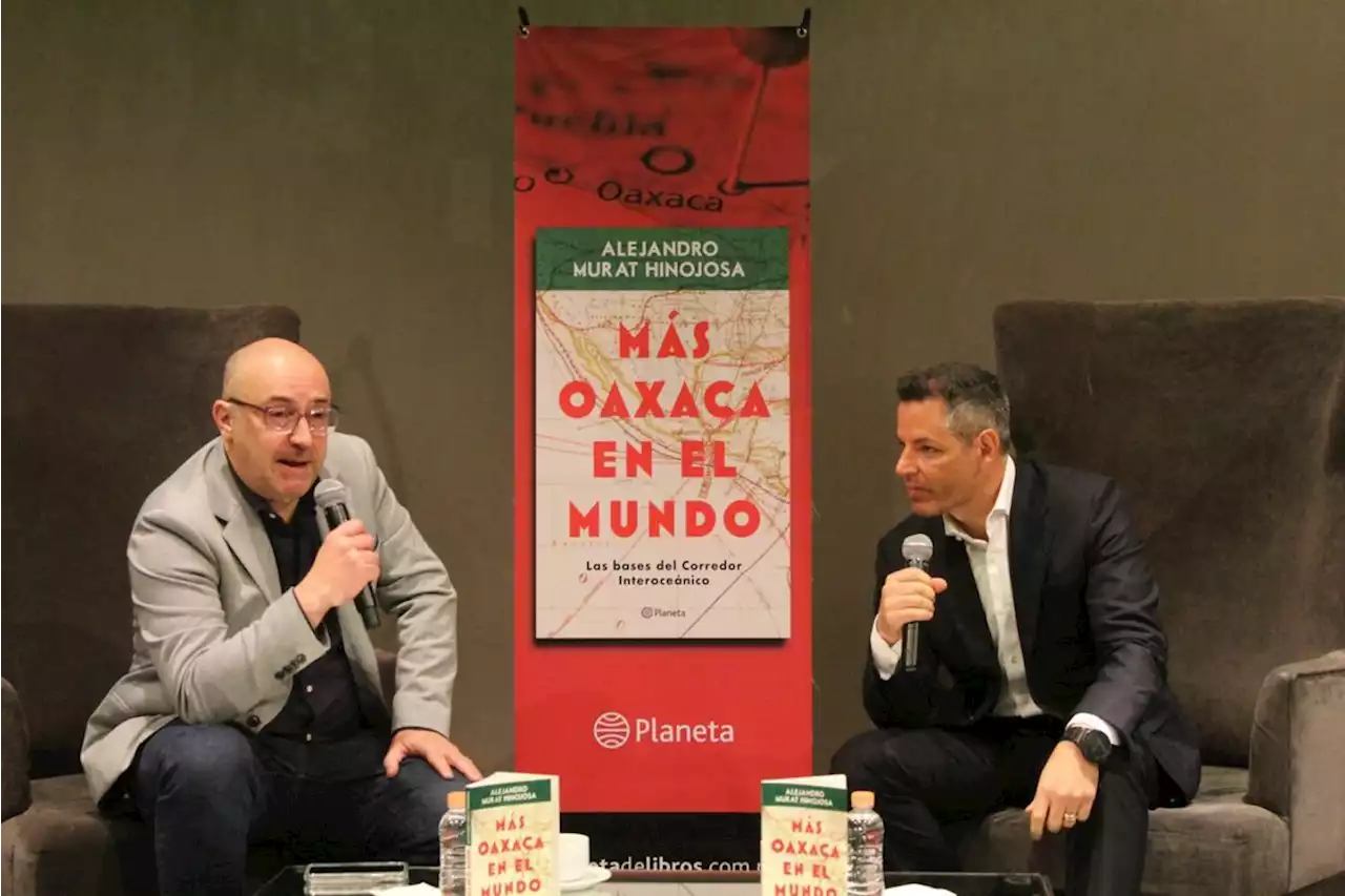 Alejandro Murat presenta libro en la FIL Guadalajara