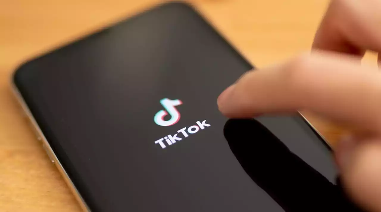 Allarme Fbi: la Cina usa TikTok per diffondere la sua influenza