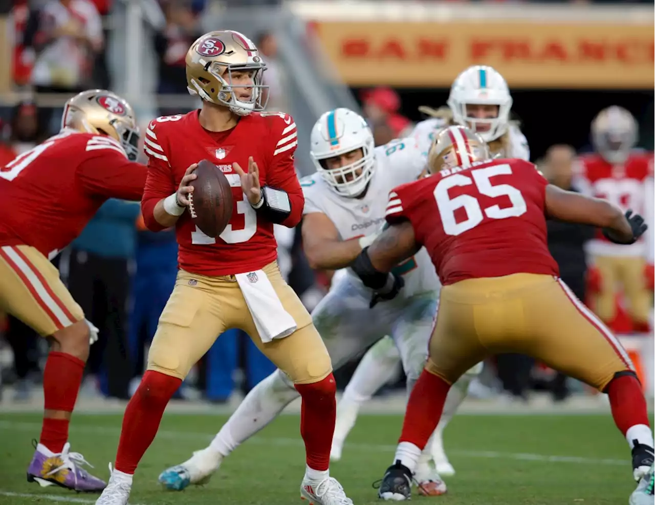 49ers’ Brock Purdy passes his first test as Jimmy Garoppolo’s sudden successor