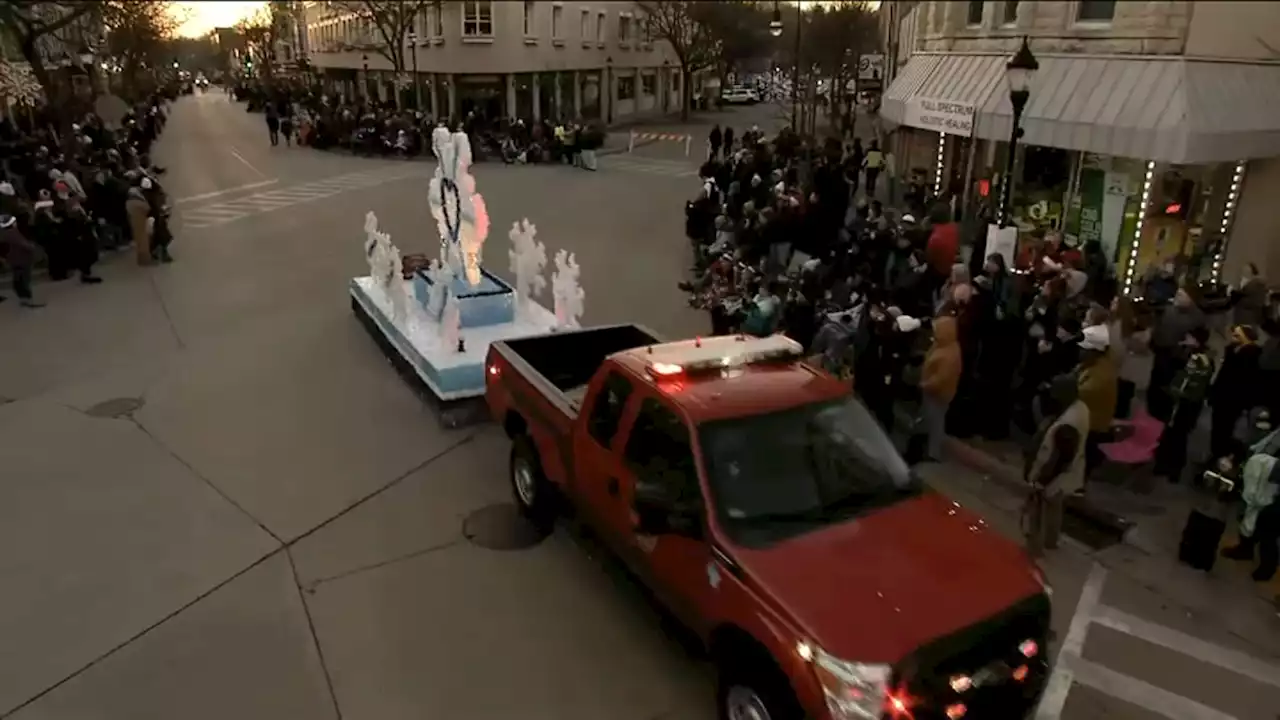 First Waukesha Christmas Parade Takes Place Since 2021 Tragedy