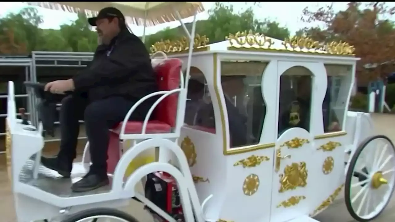 Santa Clarita Nonprofit Organization Unveils ‘Horseless' Carriages