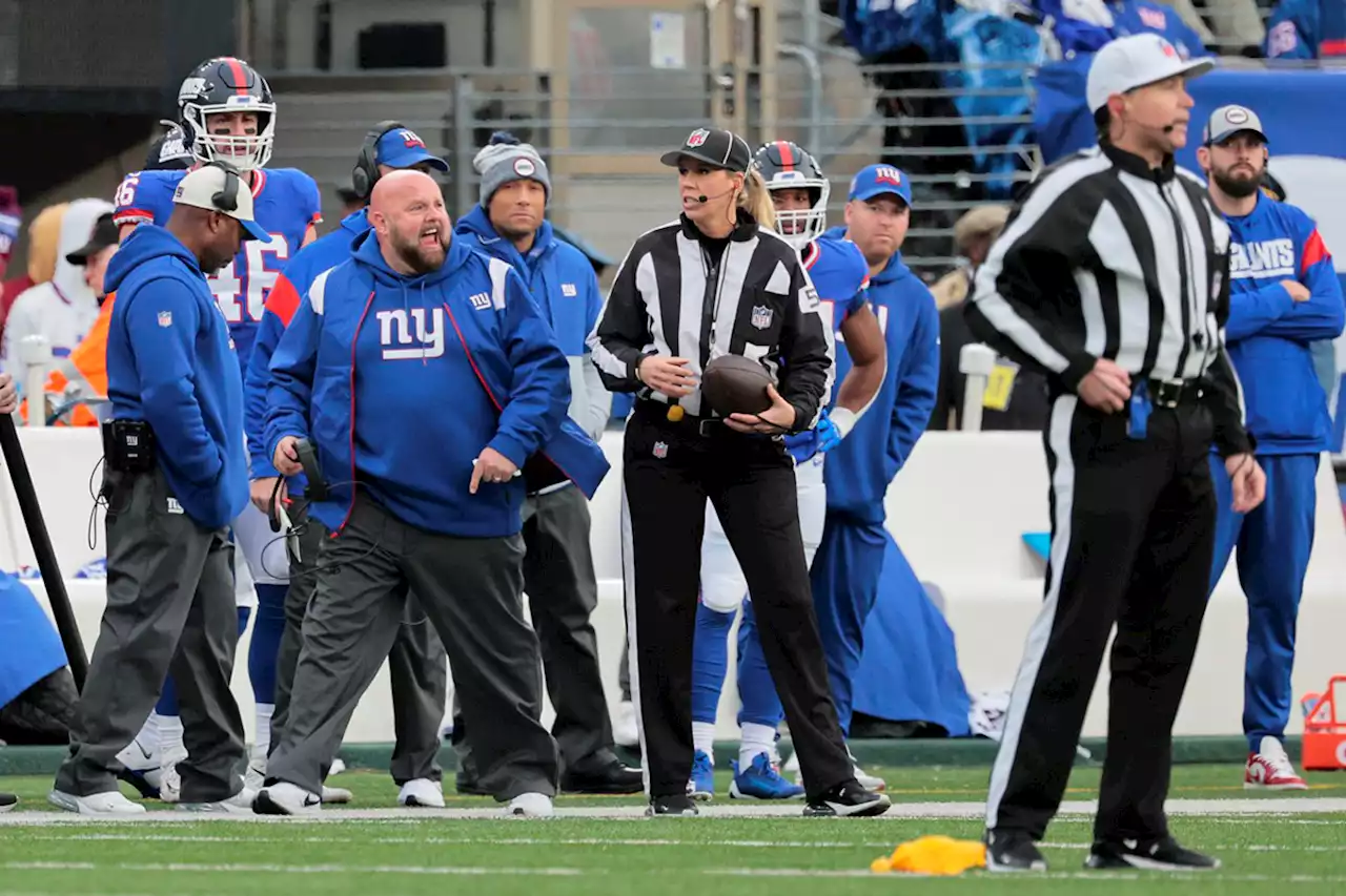 Giants’ Jon Feliciano critical of refs over crucial penalties: ‘Playing two teams’