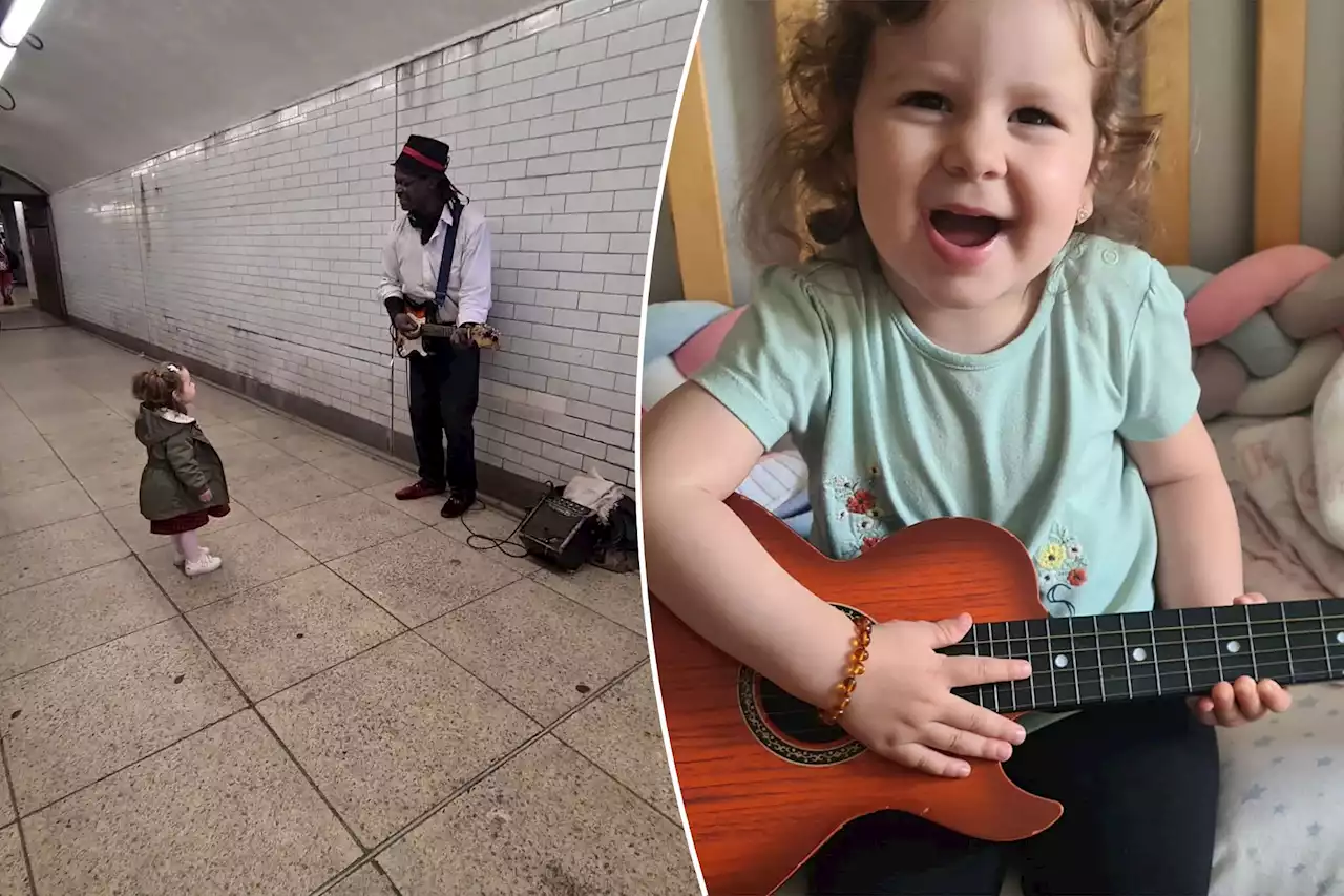 Tot mesmerized by subway singer’s rendition of ‘What a Wonderful World’