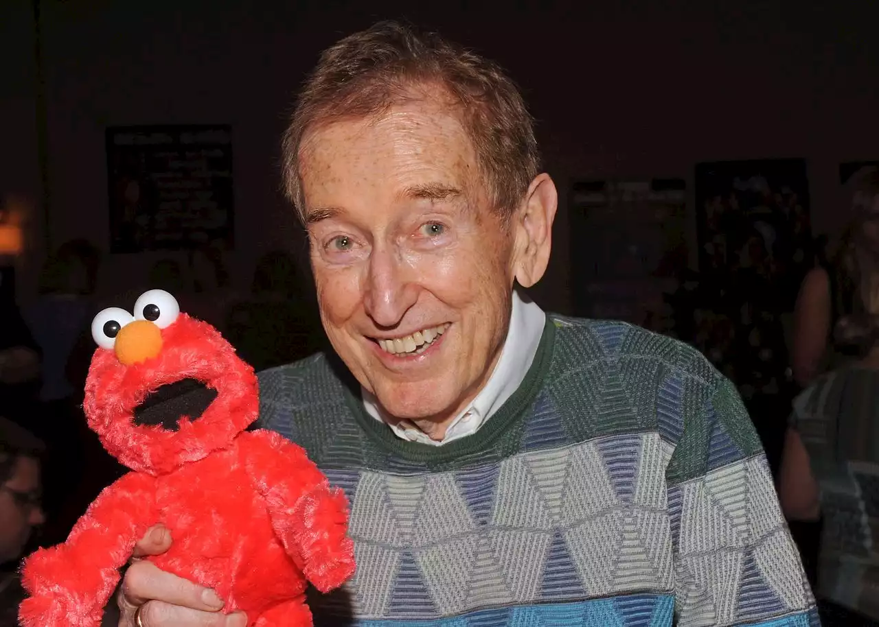 Bob McGrath, a ‘Sesame Street’ original and mainstay, dies at 90