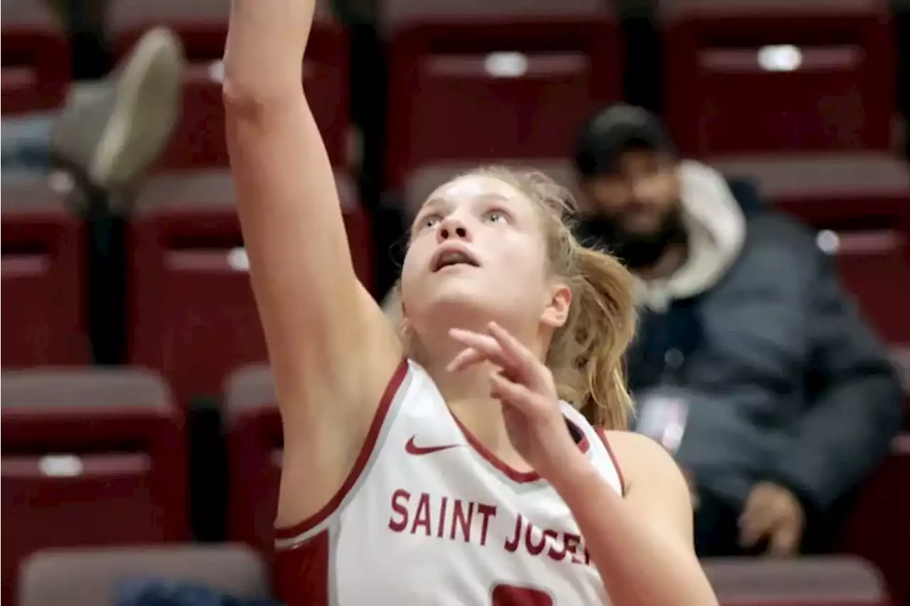 St. Joe’s tops Drexel for eighth straight win in women’s basketball