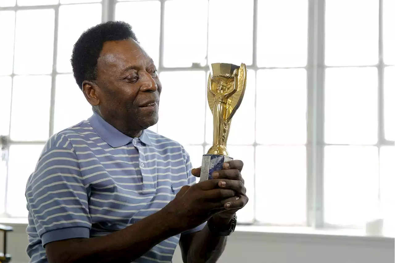 Pelé manda recado para Seleção: 'Estarei torcendo muito por cada um de vocês'