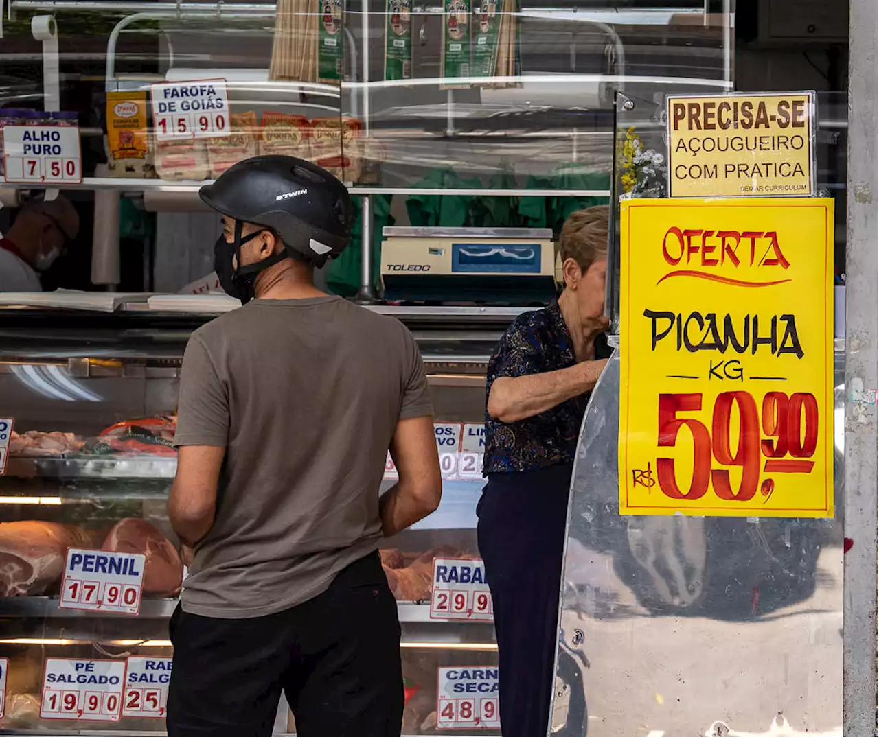 Previsão de inflação para 2022 avança para 5,92%