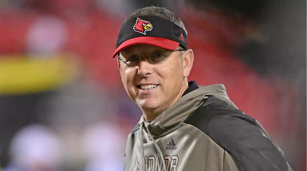 Report: Cincinnati to Hire Louisville’s Scott Satterfield