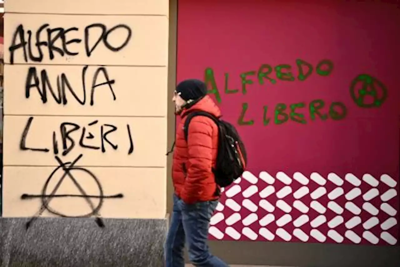 Torino, alta tensione per processo a capo degli anarco-insurrezionalisti. Chiesto ergastolo, rinvio a Consulta