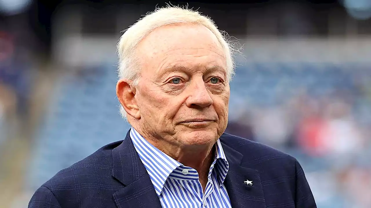 Jerry Jones Blasts Media For Trying To Make Segregation Look Bad