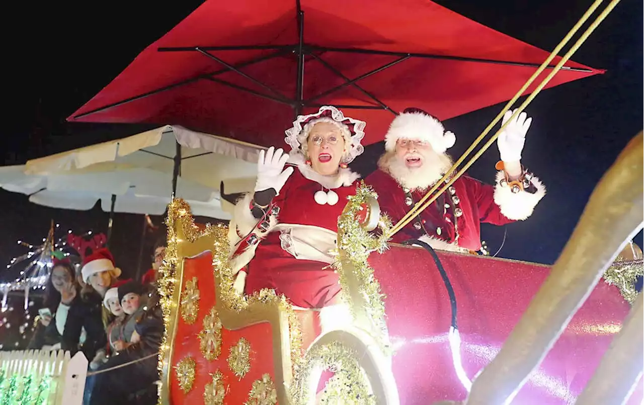 There will be road closures for a trio of holiday parades in Greater Victoria tonight