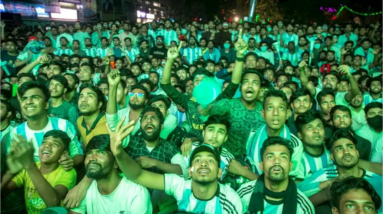 Ahora argentinos alientan a la selección de cricket bangladeshí para agradecer tanto amor por La Scaloneta