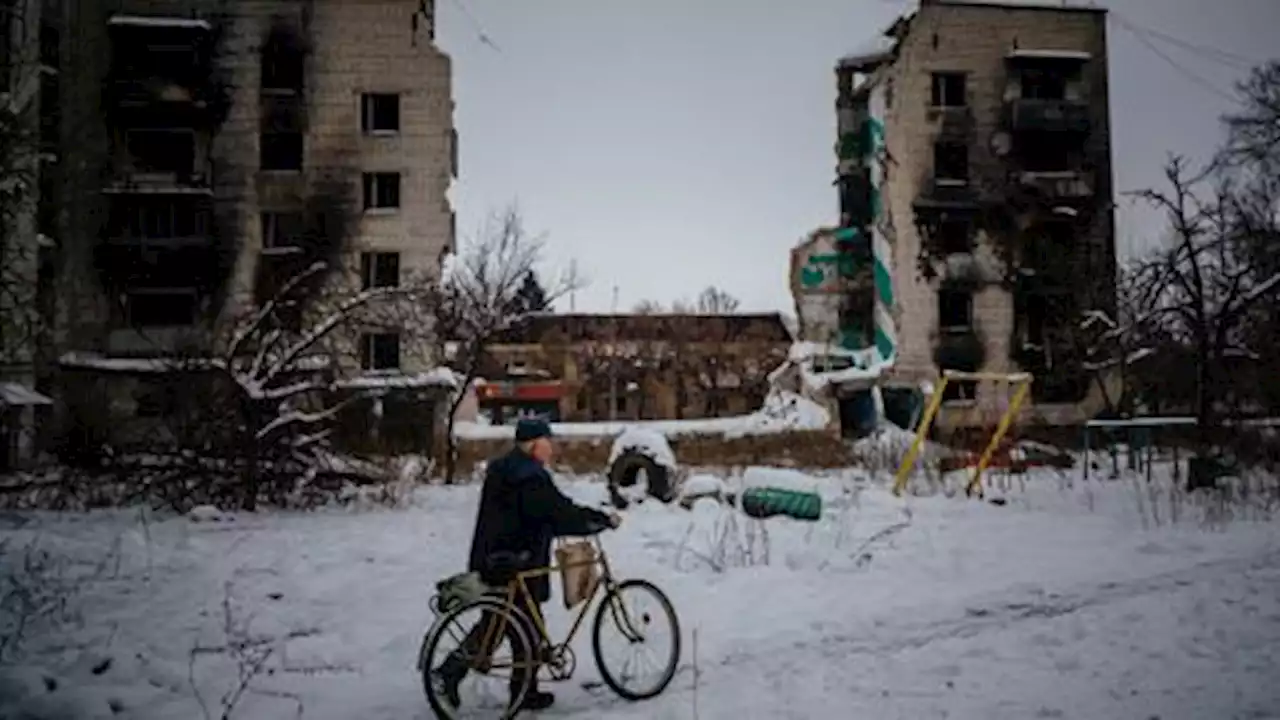 Live blog: Residents urged 'to be strong' as Ukraine races to restore power