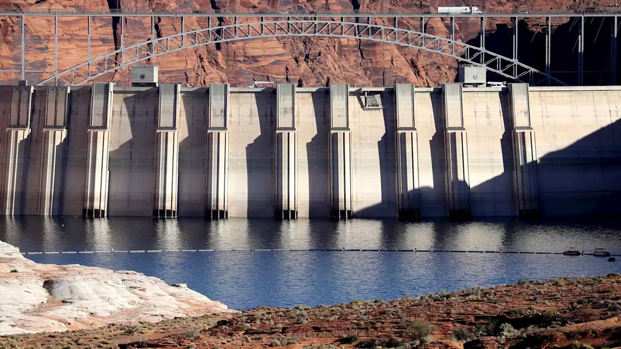 Feds announce plan for massive cuts in Colorado River deliveries