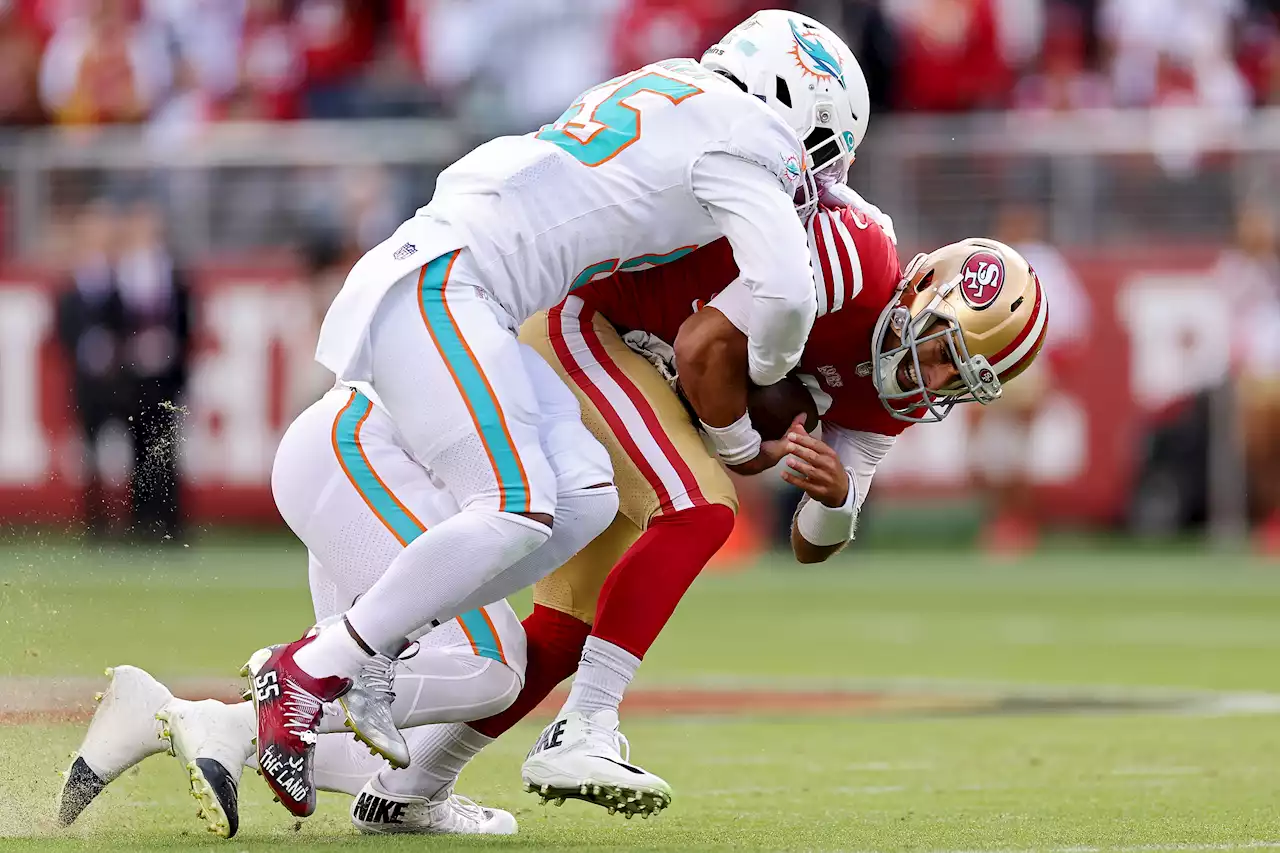 ¡Escalofriante! Jimmy Garoppolo se fractura y dice adiós a la temporada