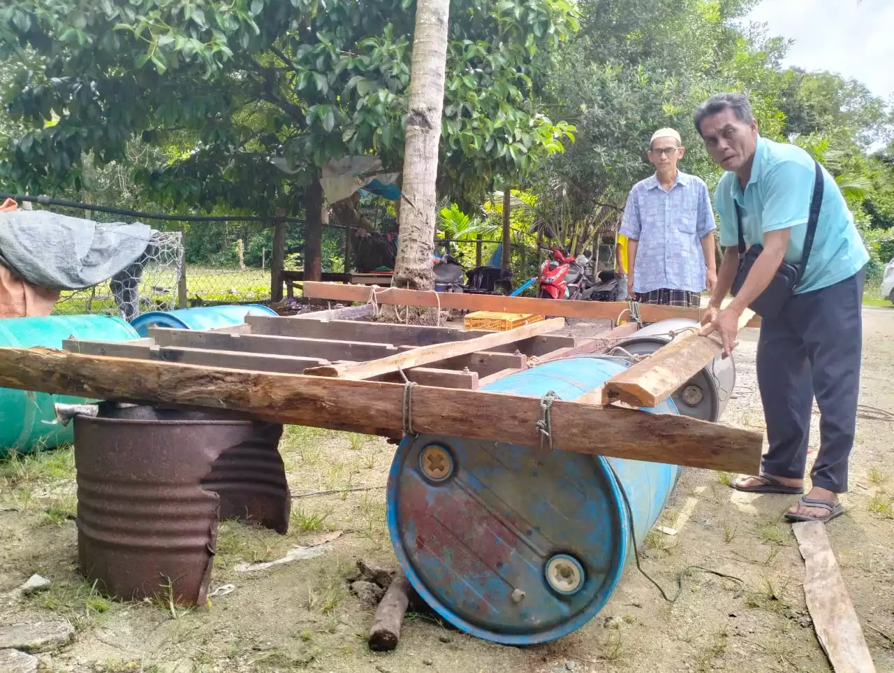 Belanja RM1,000 bina bangsal terapung hadapi banjir