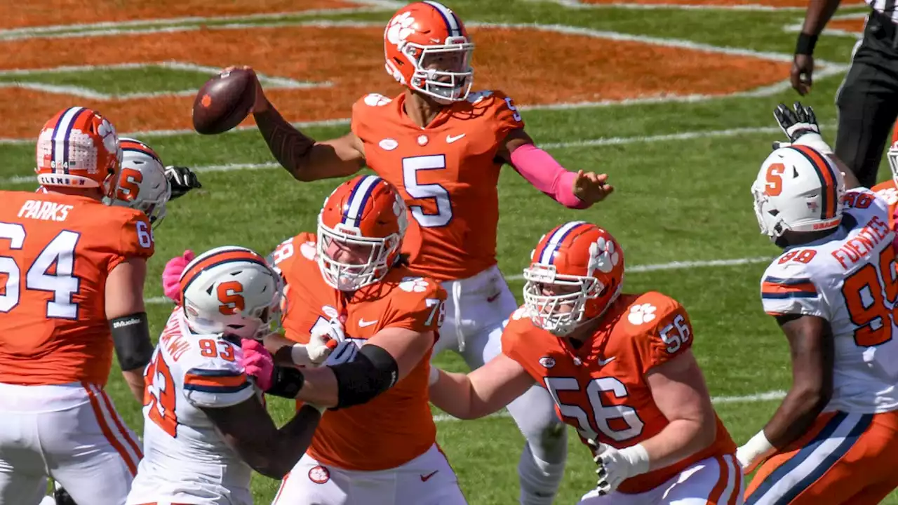 Clemson quarterback DJ Uiagalelei to enter transfer portal, per reports