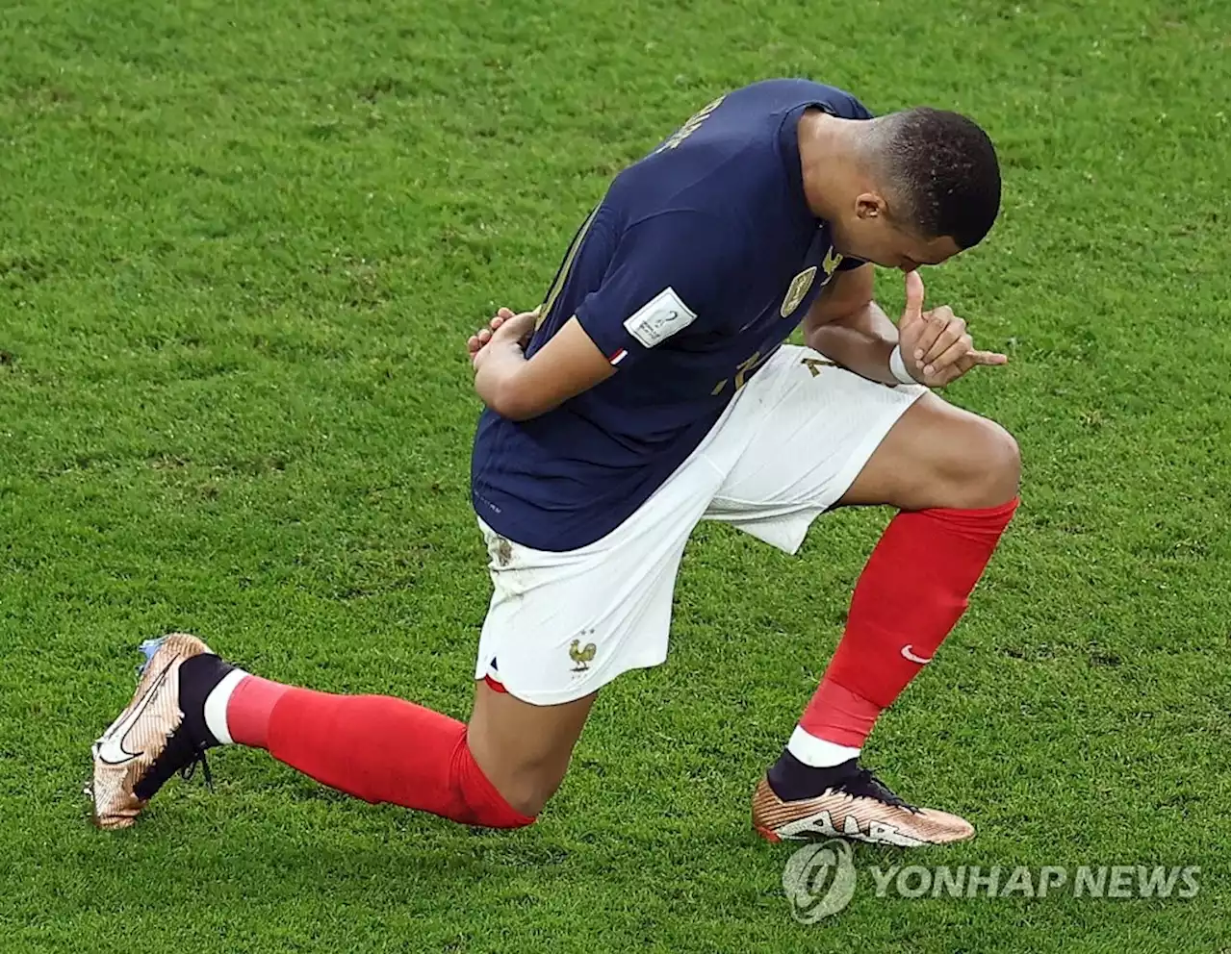 [월드컵] 질주하는 음바페, 펠레도 넘었다…만 24세 이전 본선 최다골 | 연합뉴스