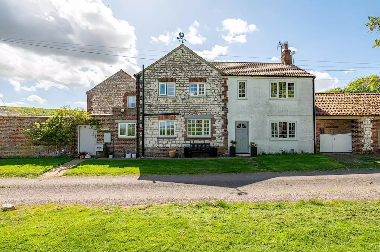 Idyllic equestrian property for sale with manege and paddocks plus a gorgeous cottage