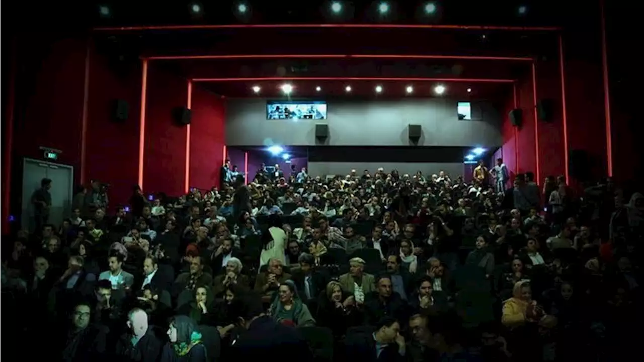 خانه سینمای ایران: 100 نفر از حوزه‌های مختلف هنر بازداشت شده‌اند