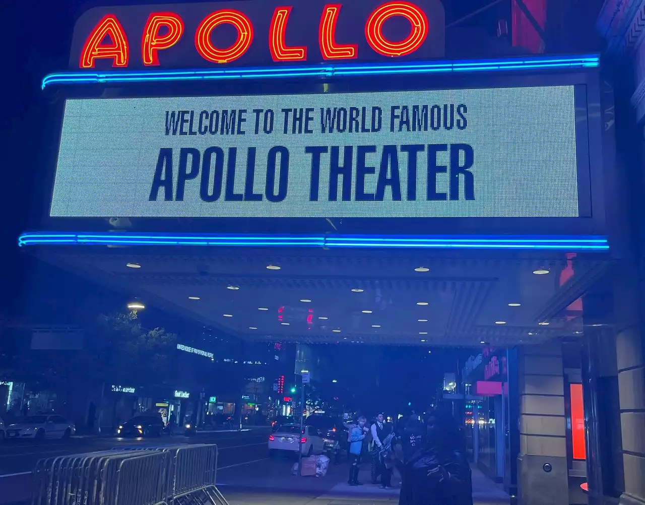 Alabama singer wins over famously tough Apollo Theater crowd in N.Y.