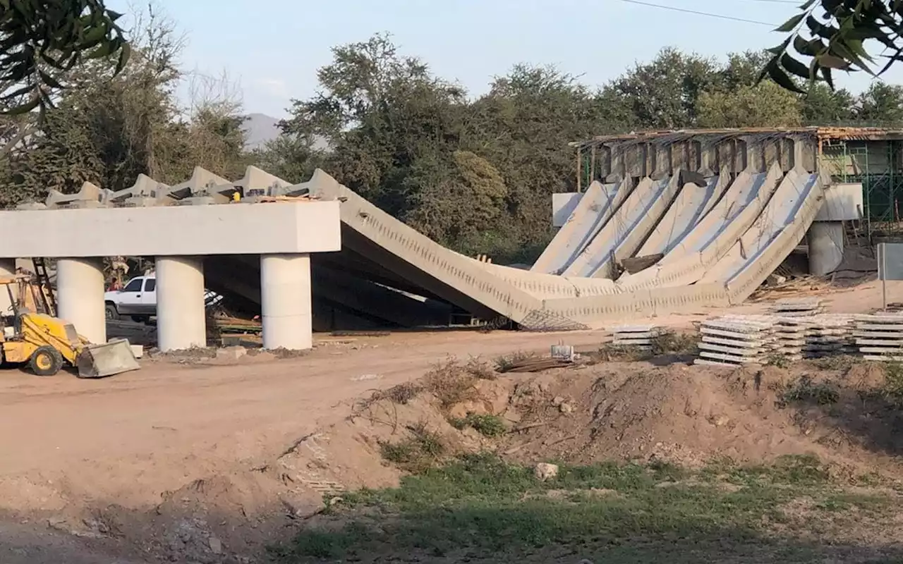 Colapsa puente 'El Quelite' en Sinaloa; AMLO apunta 'falla estructural'