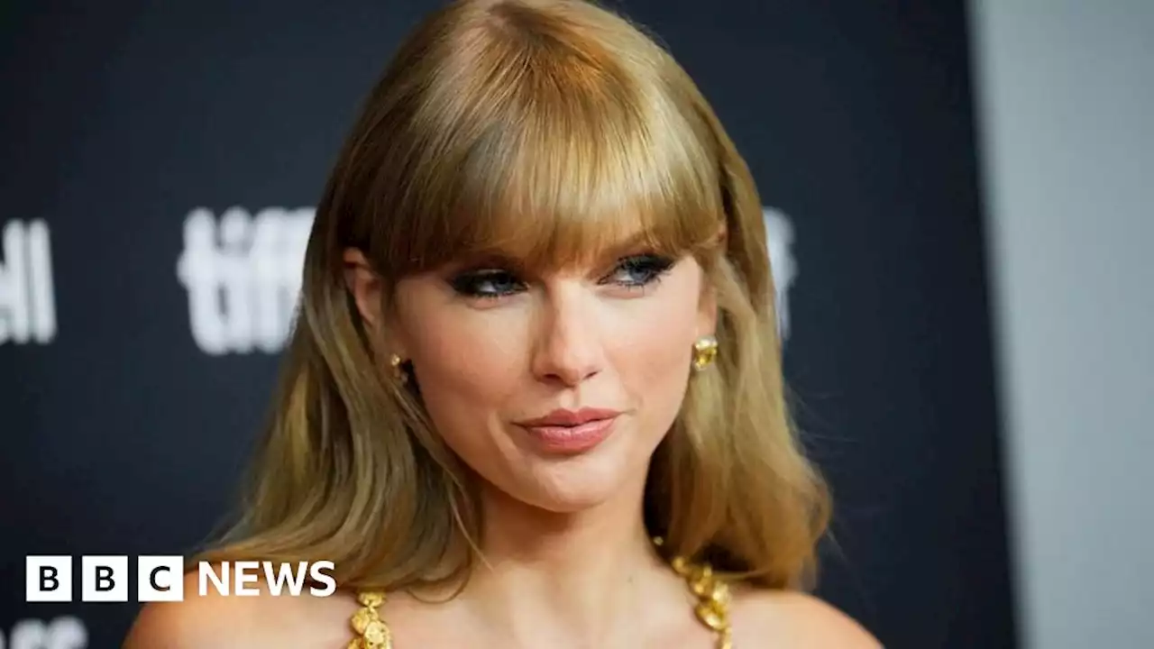 Taylor Swift: 'Swifties' sue Ticketmaster over tour sale problems