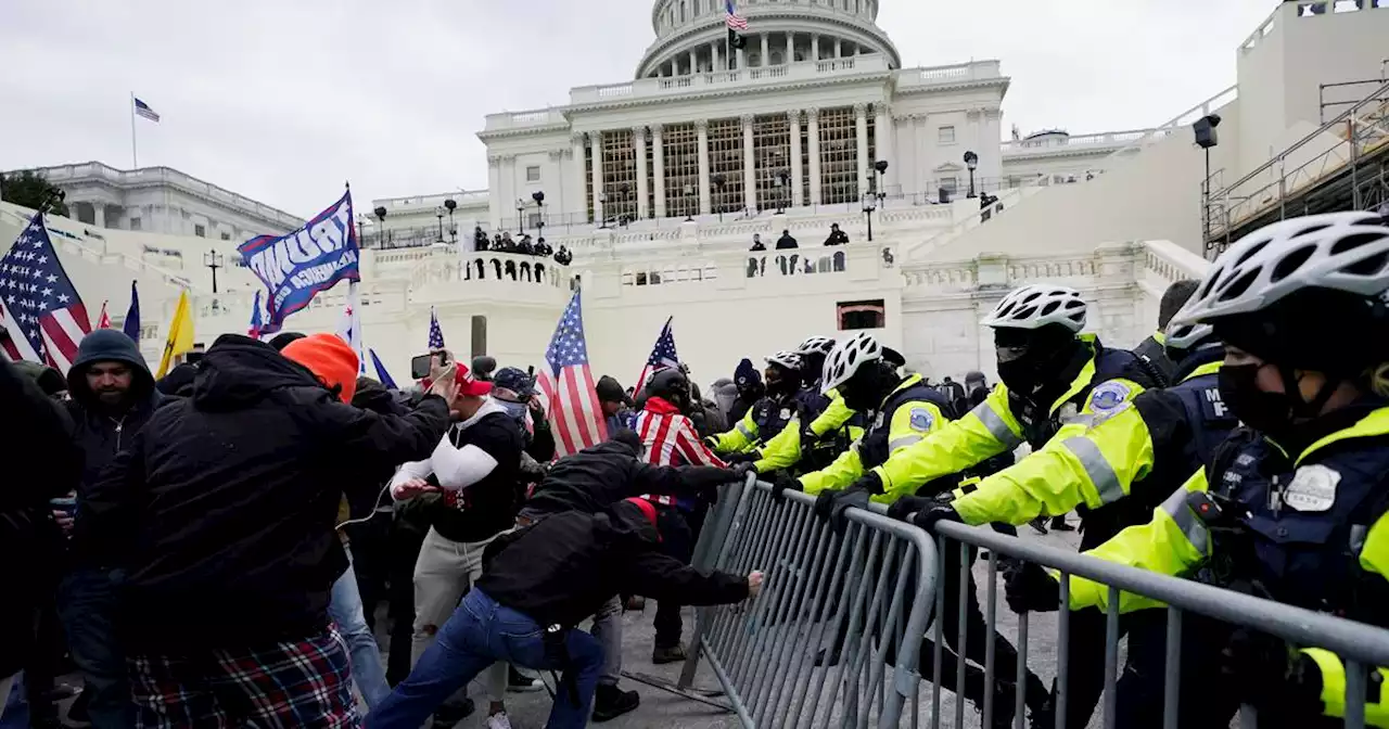 Officers who defended Capitol on Jan. 6 to receive Congressional Gold Medals