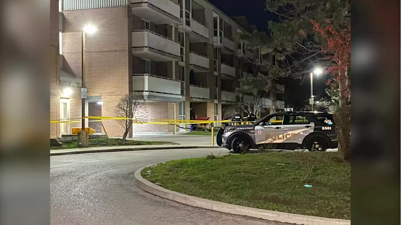 Toronto police identify man fatally stabbed in east end