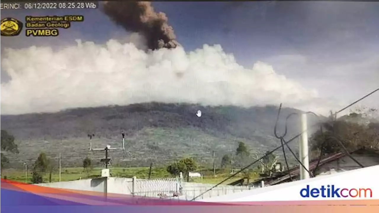 Gunung Kerinci Erupsi, Penerbangan Diminta Tak Dekati Area Puncak