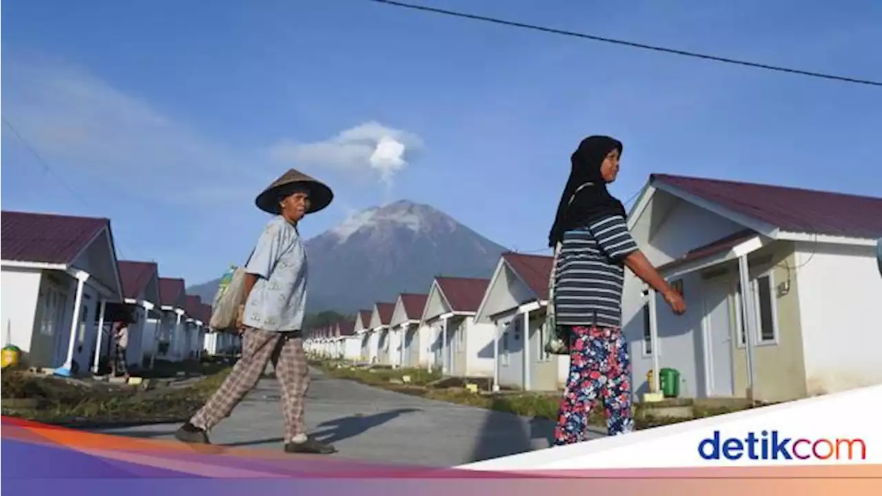 Potret Aktivitas Penyintas Gunung Semeru di Huntap