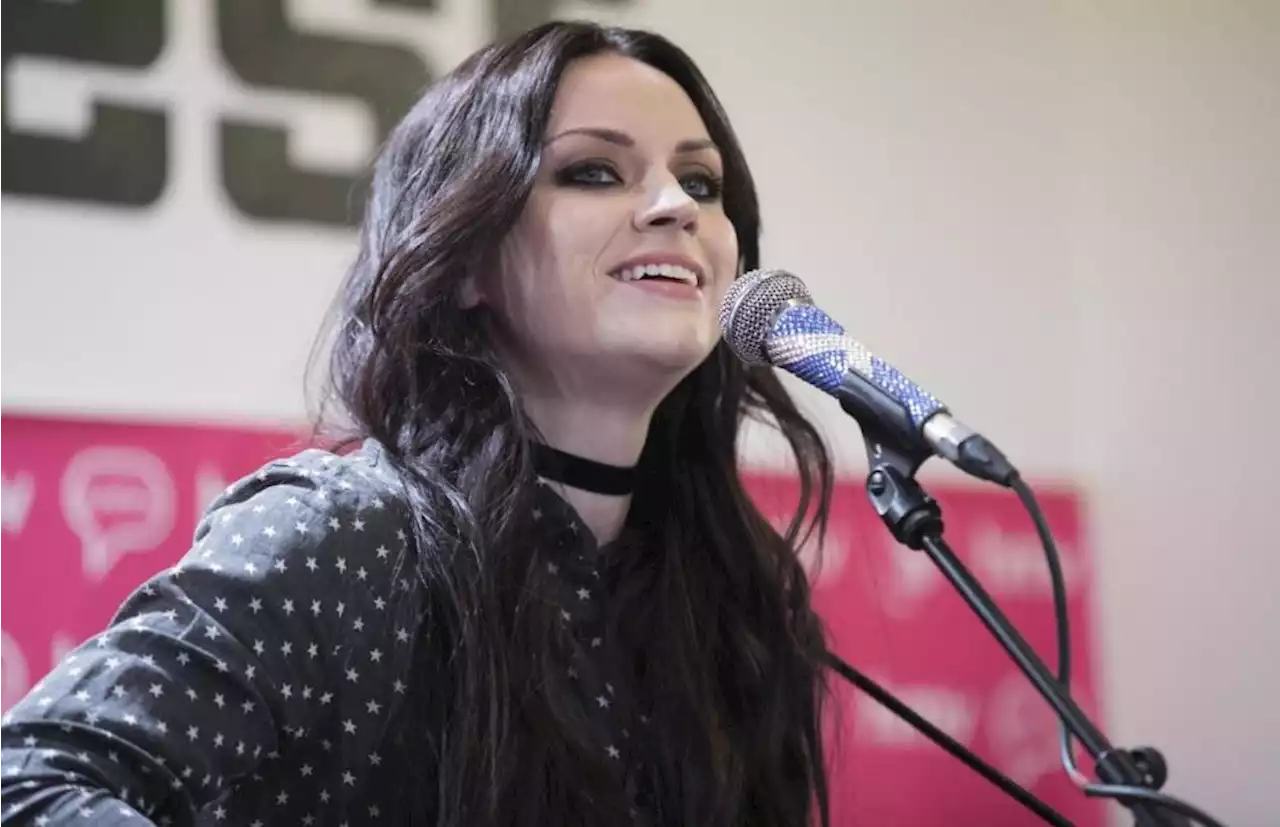 'Endless gratitude': Amy Macdonald reacts as catfish uses her photo for Tinder