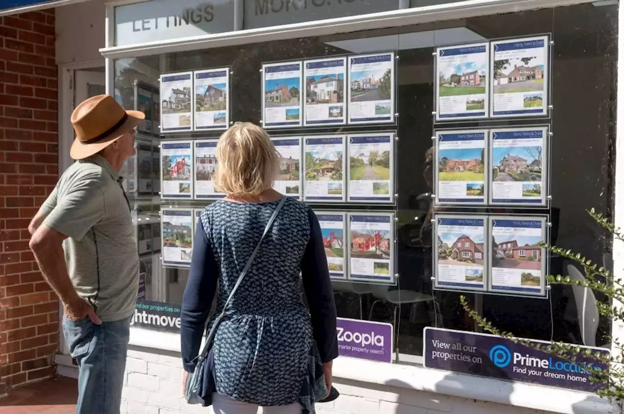 House prices see biggest drop in two years