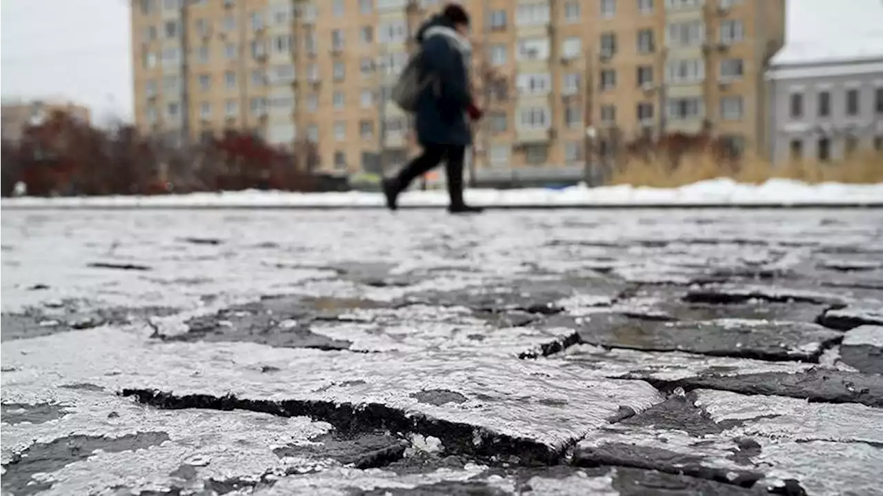 В Москве и области до субботы объявлен «желтый» уровень опасности из-за гололеда