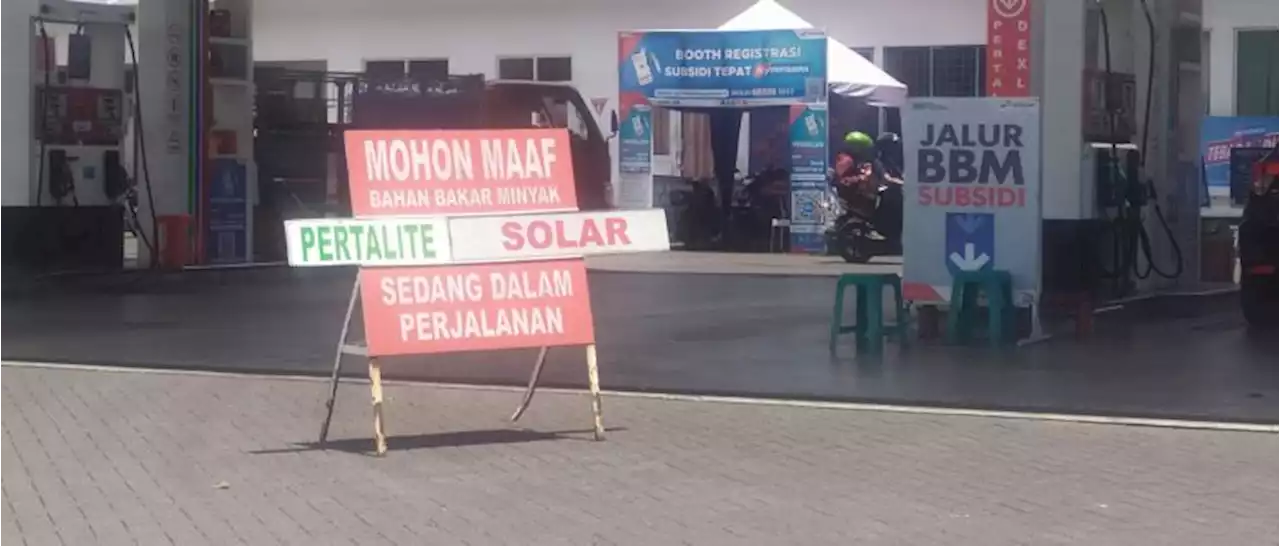 Sisi Lain Kelangkaan Pertalite-Solar : Di Jembrana Sopir Truk Menunggu di SPBU,Stok Nelayan Aman