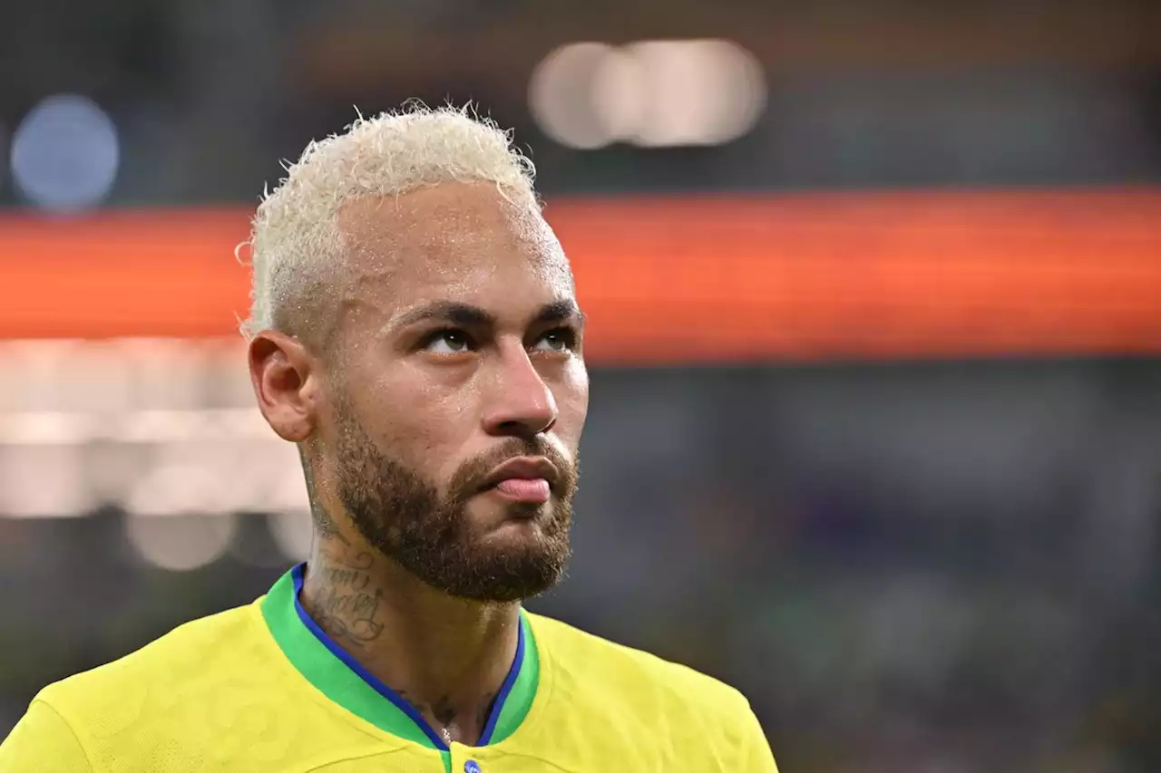 Neymar tratou lesão enquanto dormia para voltar nas oitavas da Copa do Mundo