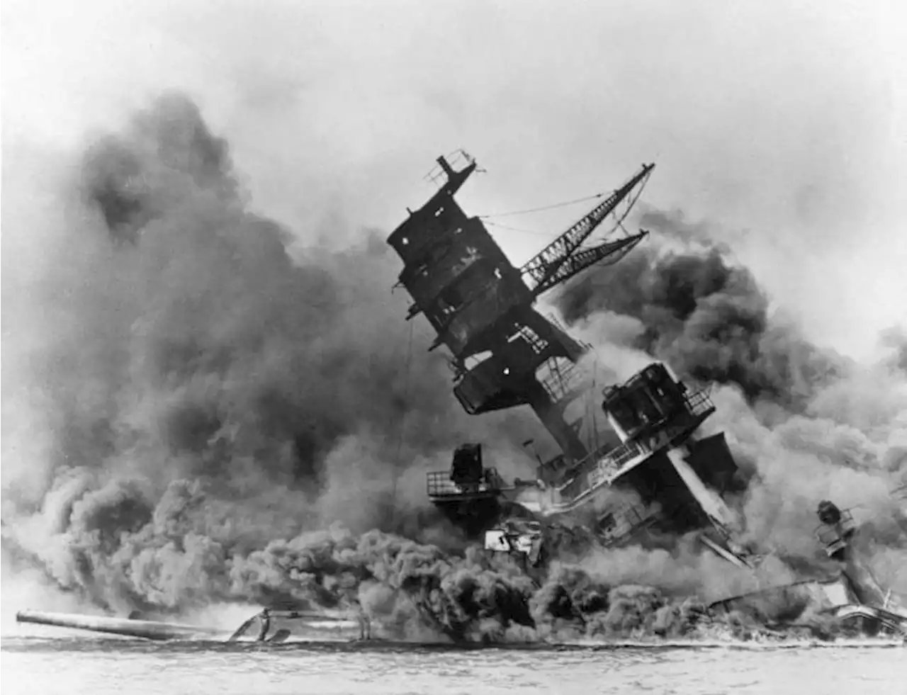 USS Arizona survivor: Honor those killed at Pearl Harbor