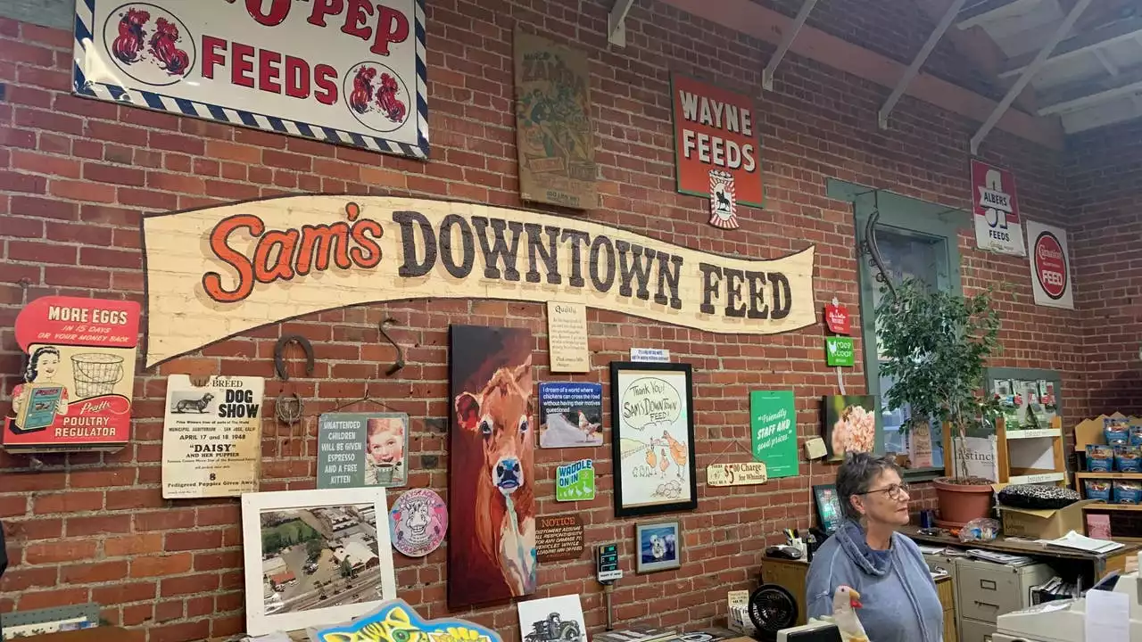 After nearly 40 years, Sam's Downtown Feed is closing its doors