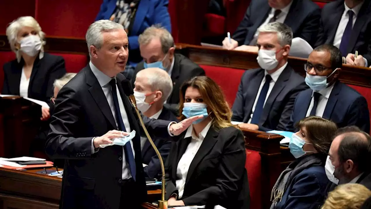 Covid-19 : les ministres remettent le masque dans l'hémicycle