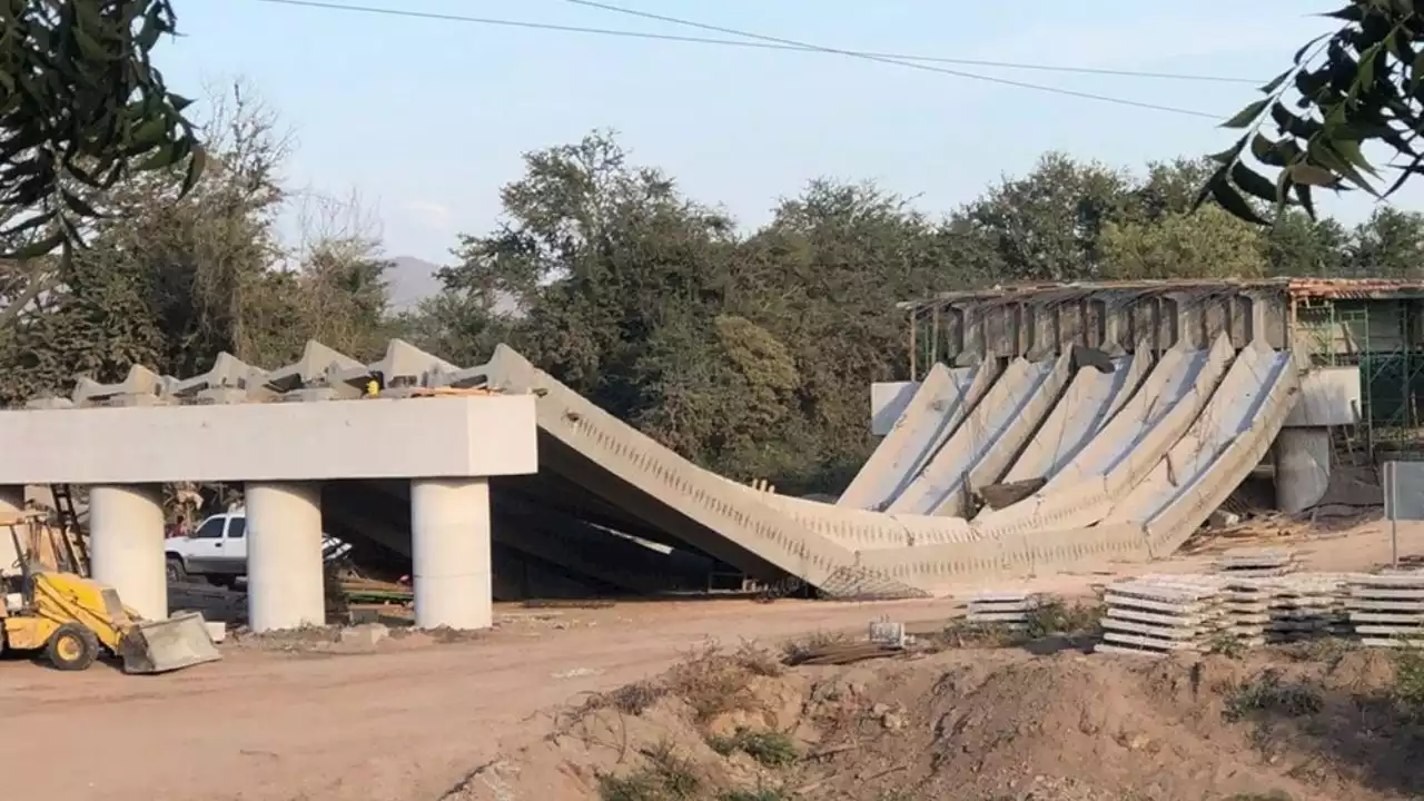 VIDEO: Colapsa puente El Quelite, en Sinaloa; apenas iba a inaugurarse