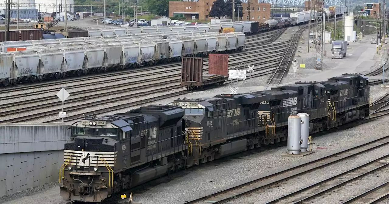 Investors press railroads to add sick time for workers