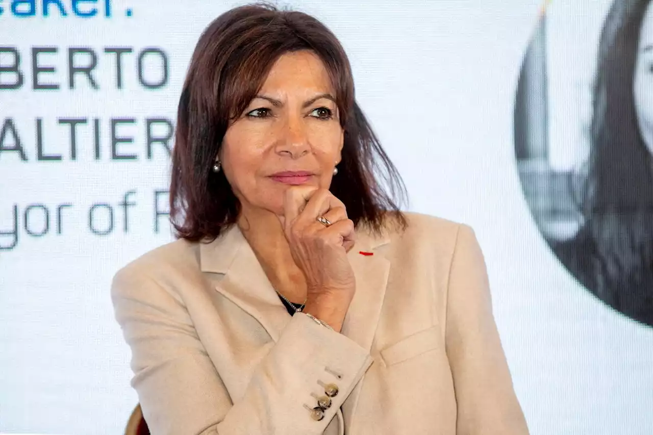 Anne Hidalgo a-t-elle vraiment suggéré lors d’un forum que Kyiv passe «de la voiture à la bicyclette» ?