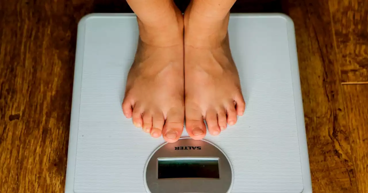 People lost more weight when they were offered cash incentives