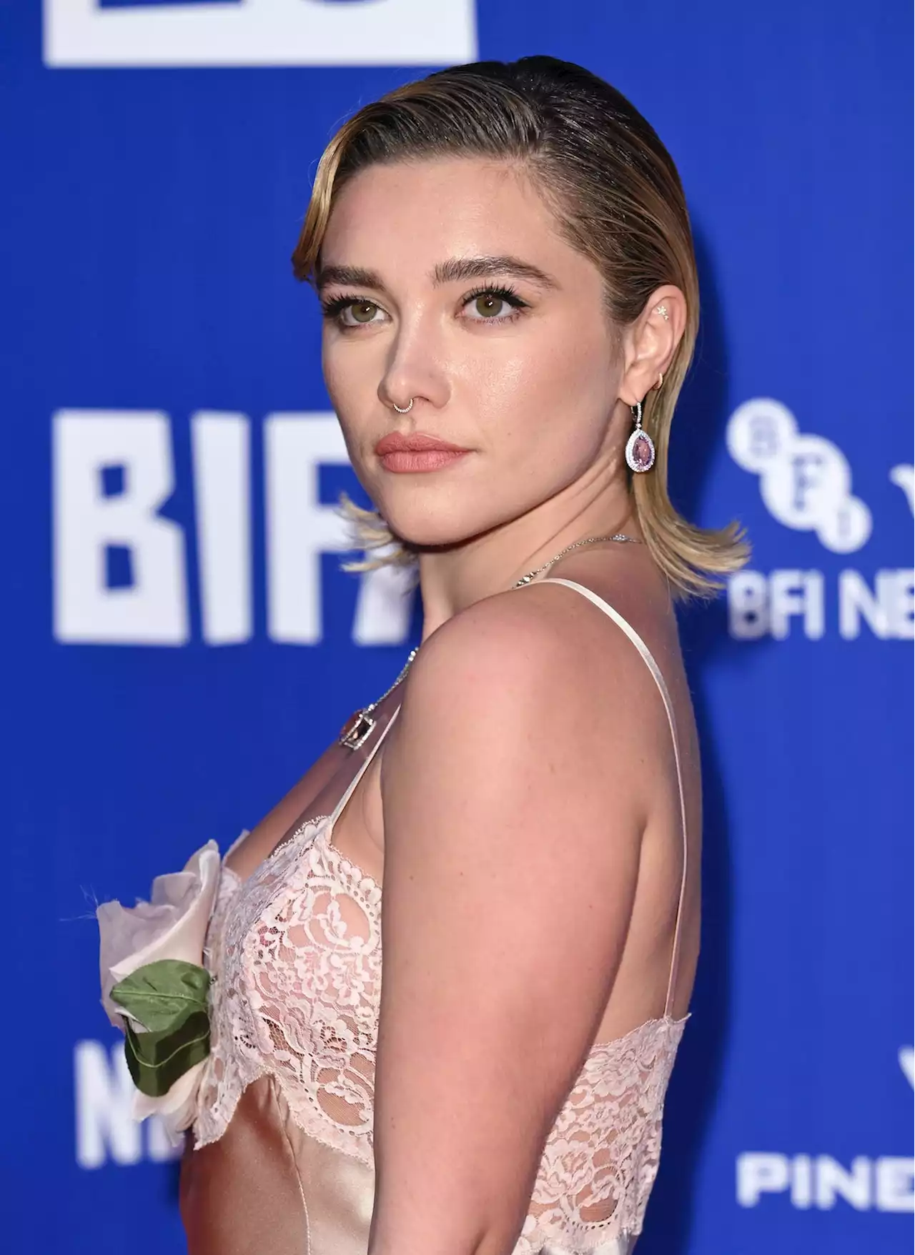 Florence Pugh Brought Goth Glam To The British Fashion Awards