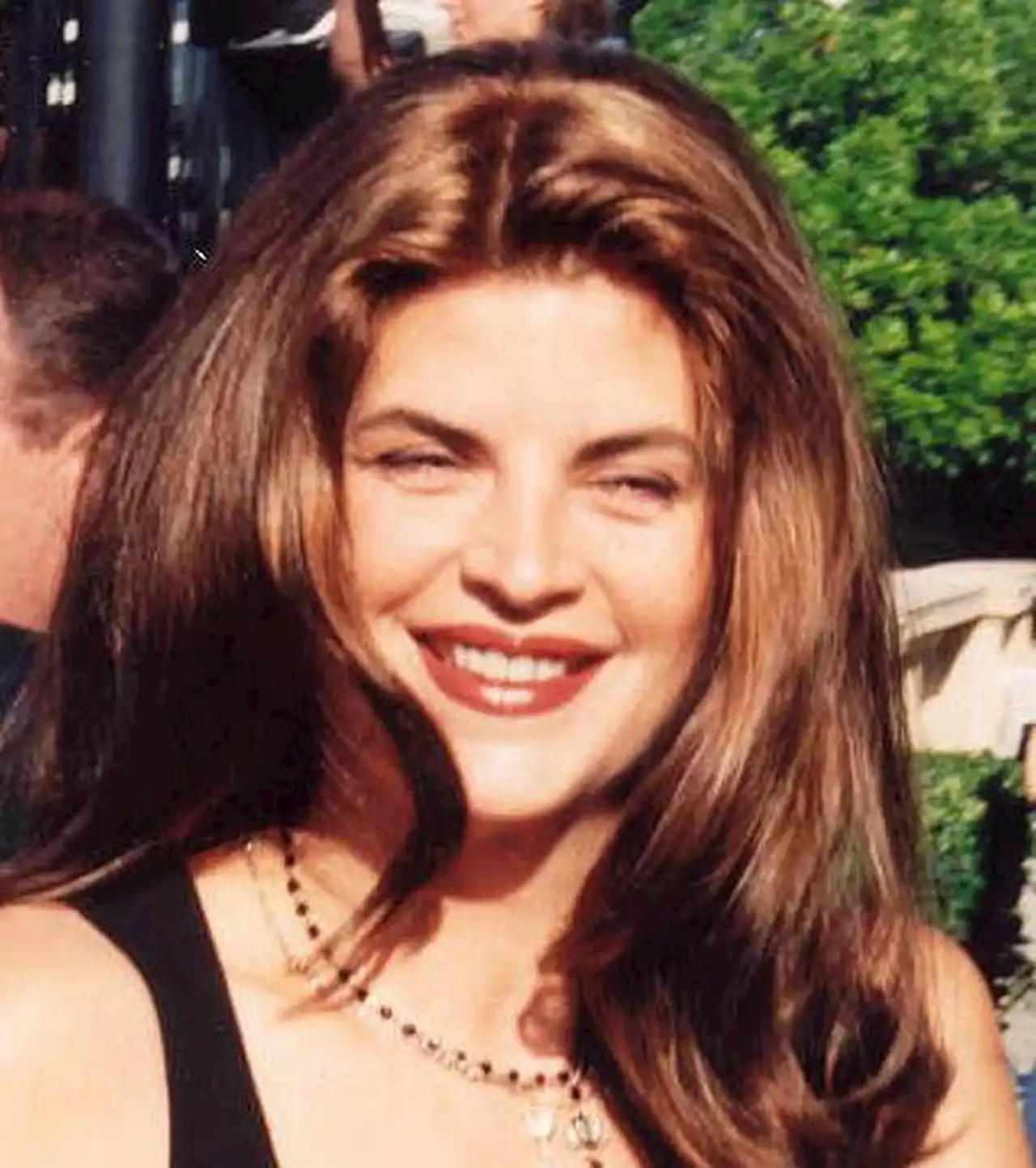 Morre a atriz Kirstie Alley, do filme 'Olha quem está falando', aos 71 anos