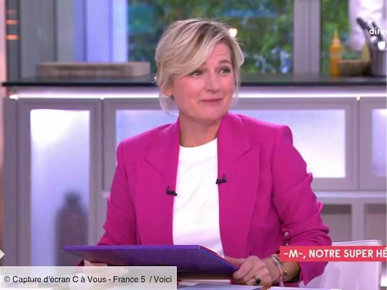 « J'ai l'impression d'avoir fait l'amour » : Anne-Elisabeth Lemoine complètement déchaînée avec Matthieu Chedid (ZAPTV) - Voici