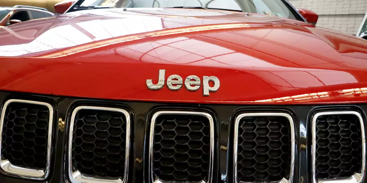 US opens probe into Jeep Compass SUV engines shutting down