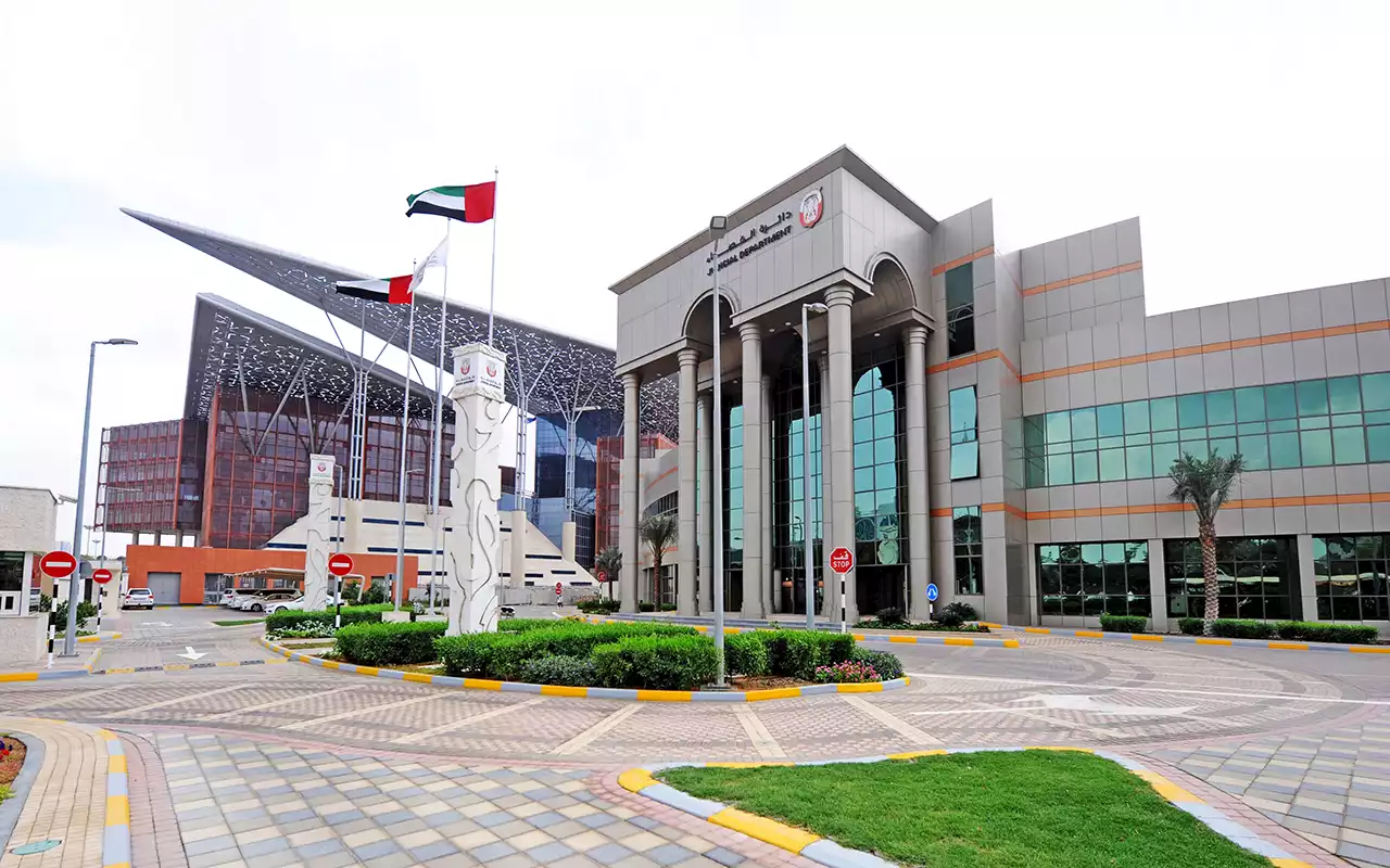 200 ألف درهم تعويض لنادل تعرض لحادث أثناء أداء عمله