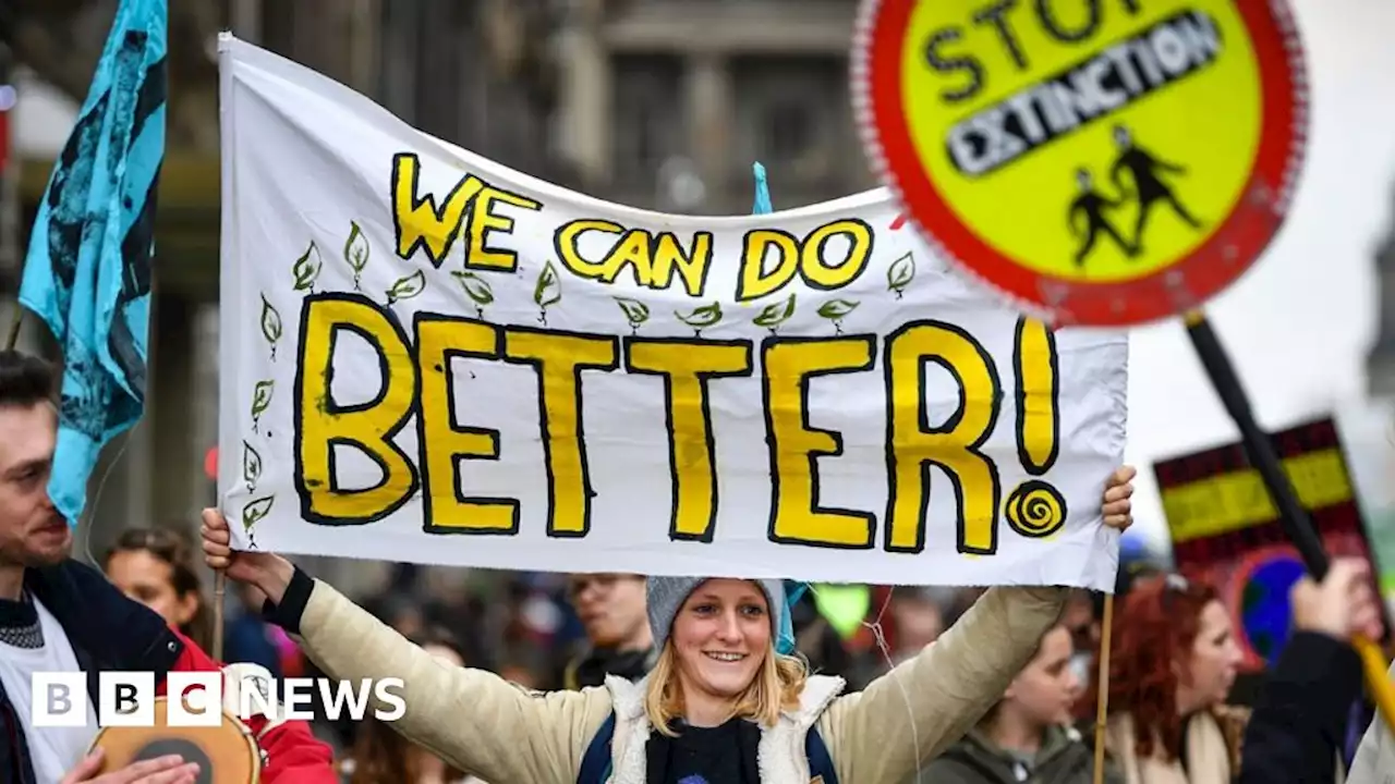 Scotland loses UK climate change lead, advisers warn