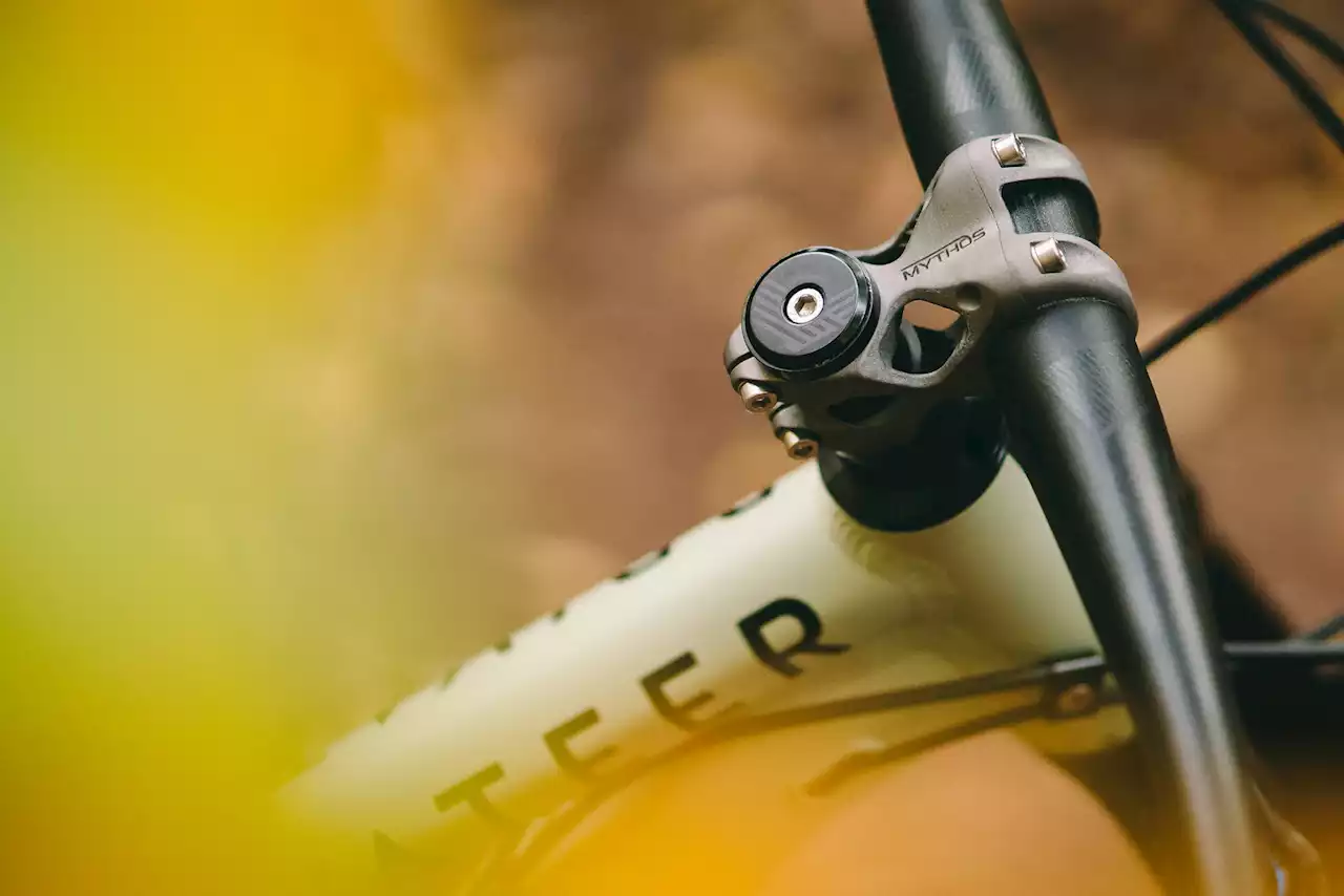 Mythos 3D-printed titanium stems put a new twist on bicycle components